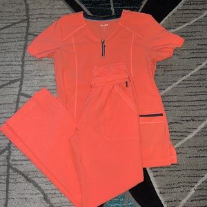 Orange 🧡 scrub star set